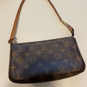 Louis Vuitton mini bag